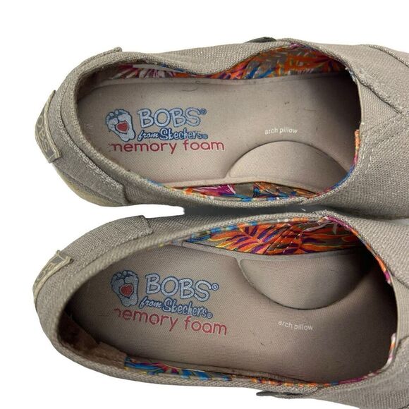 Bobs Skechers Canvas Taupe Tan Loafers 7.5 Slip On Memory Foam Wedge - Picture 9 of 11